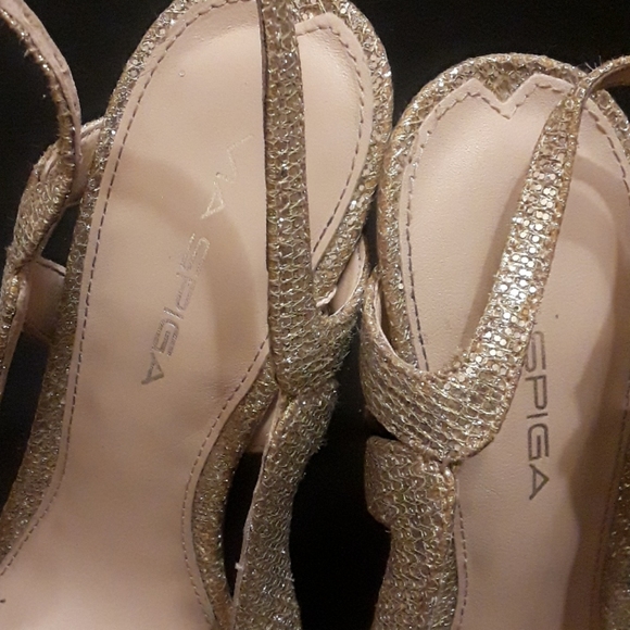 Sparkling champagne gold fabric and leather heels - Picture 8 of 9